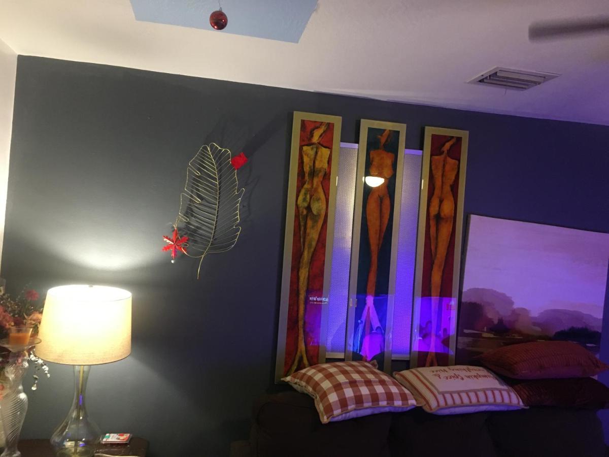 Lovely Miami Apartment ภายนอก รูปภาพ